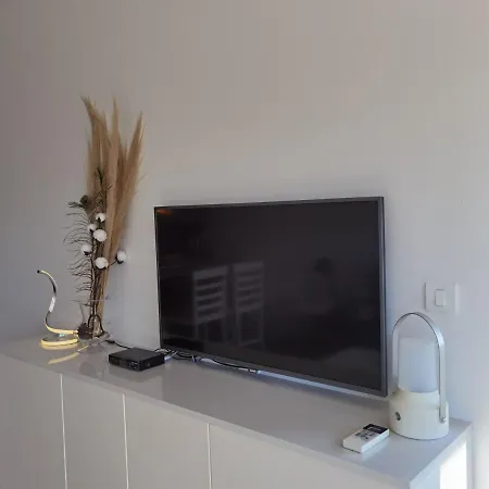 Julia Apartment *